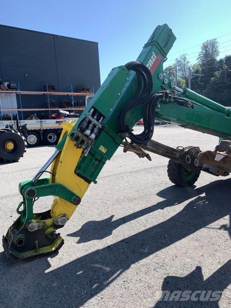 Menzi Muck M325 Wielgraafmachines