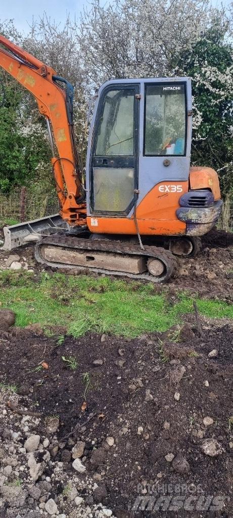 Hitachi Ex35 Minigraafmachines < 7t