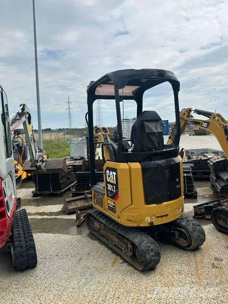 CAT 301.7 Minigraafmachines < 7t