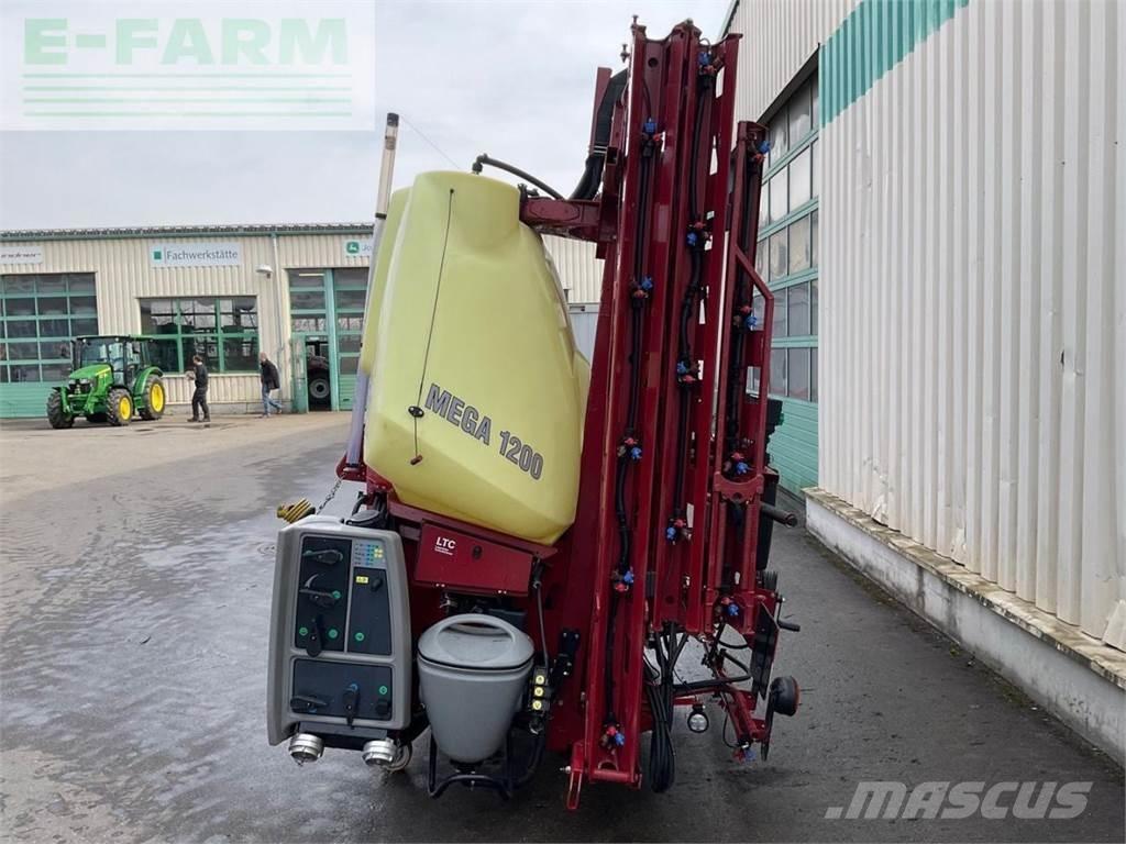 Hardi MEGA 1200 Getrokken spuitmachines