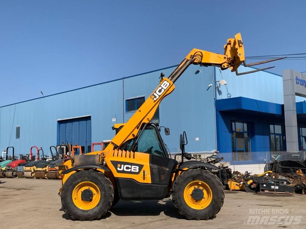 JCB 526-56 Agri Verreikers voor landbouw