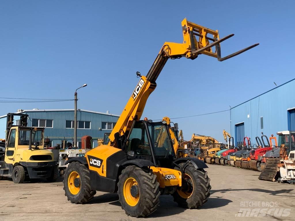 JCB 526-56 Agri Verreikers voor landbouw