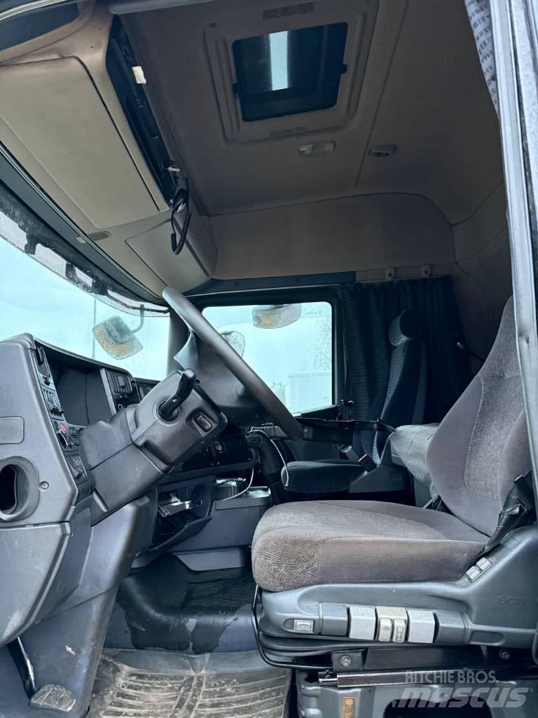 Scania R 560 Hout-Bakwagens