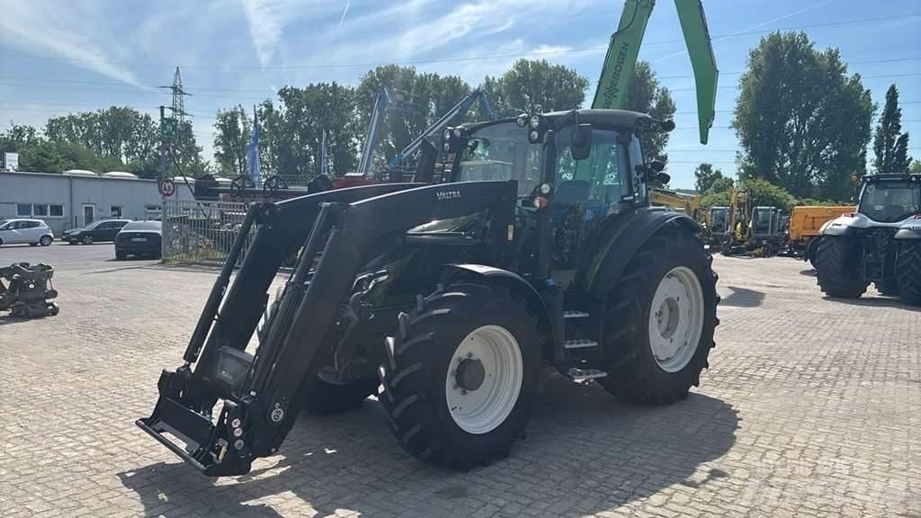 Valtra G135 Tractoren