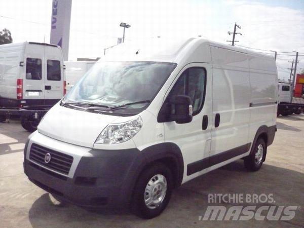 Fiat Ducato Lwbmed Gesloten bedrijfswagens
