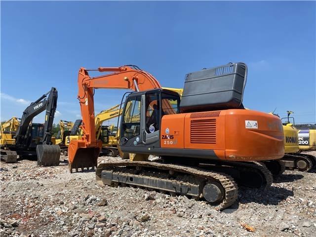 Hitachi ZX 250 Rupsgraafmachines