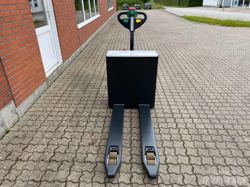 Bobcat BPM20S-7 Zelfrijdende stapelaars