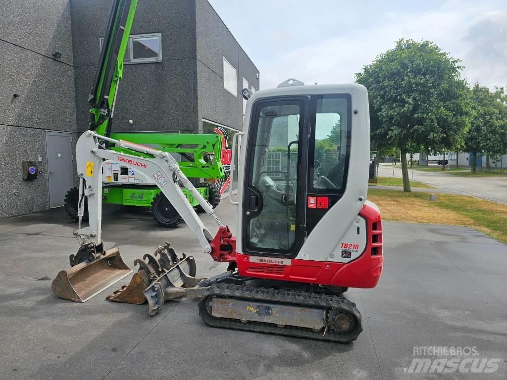 Takeuchi TB 216 Minigraafmachines < 7t