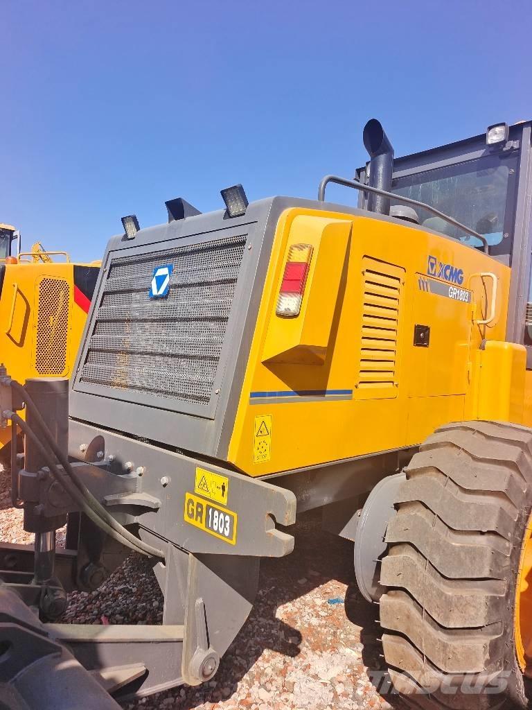 XCMG GR1803 Graders