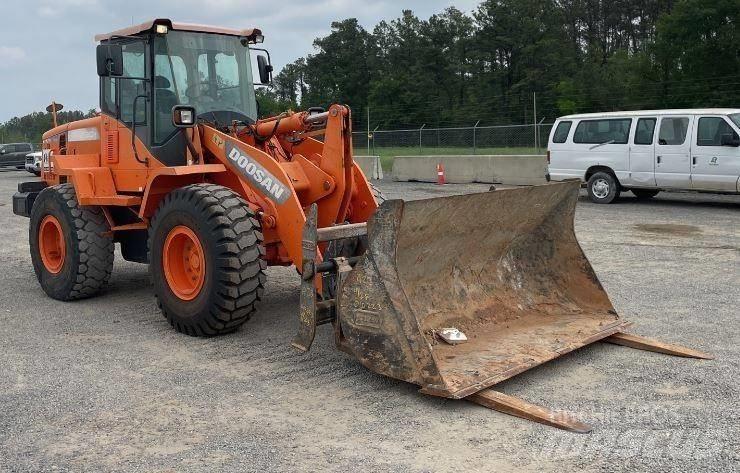 Doosan DL220-3 Wielladers