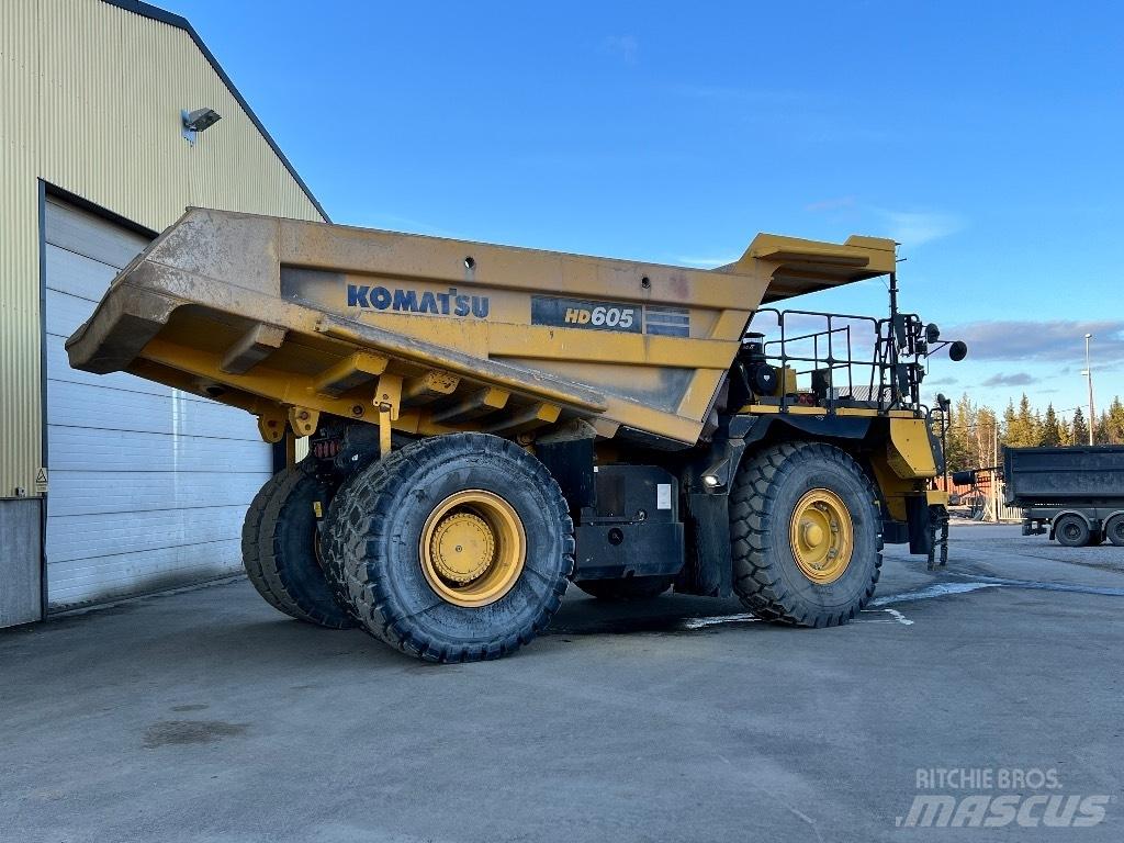 Komatsu 605-8 Starre dumptrucks