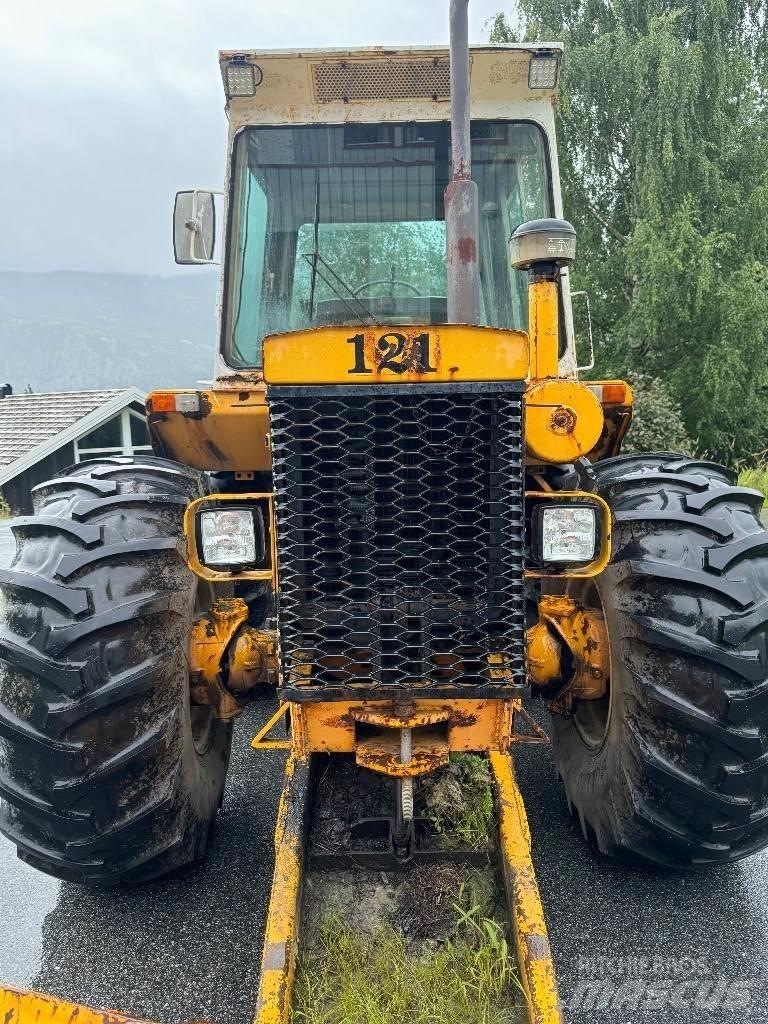 Muir-Hill MH121 Tractoren