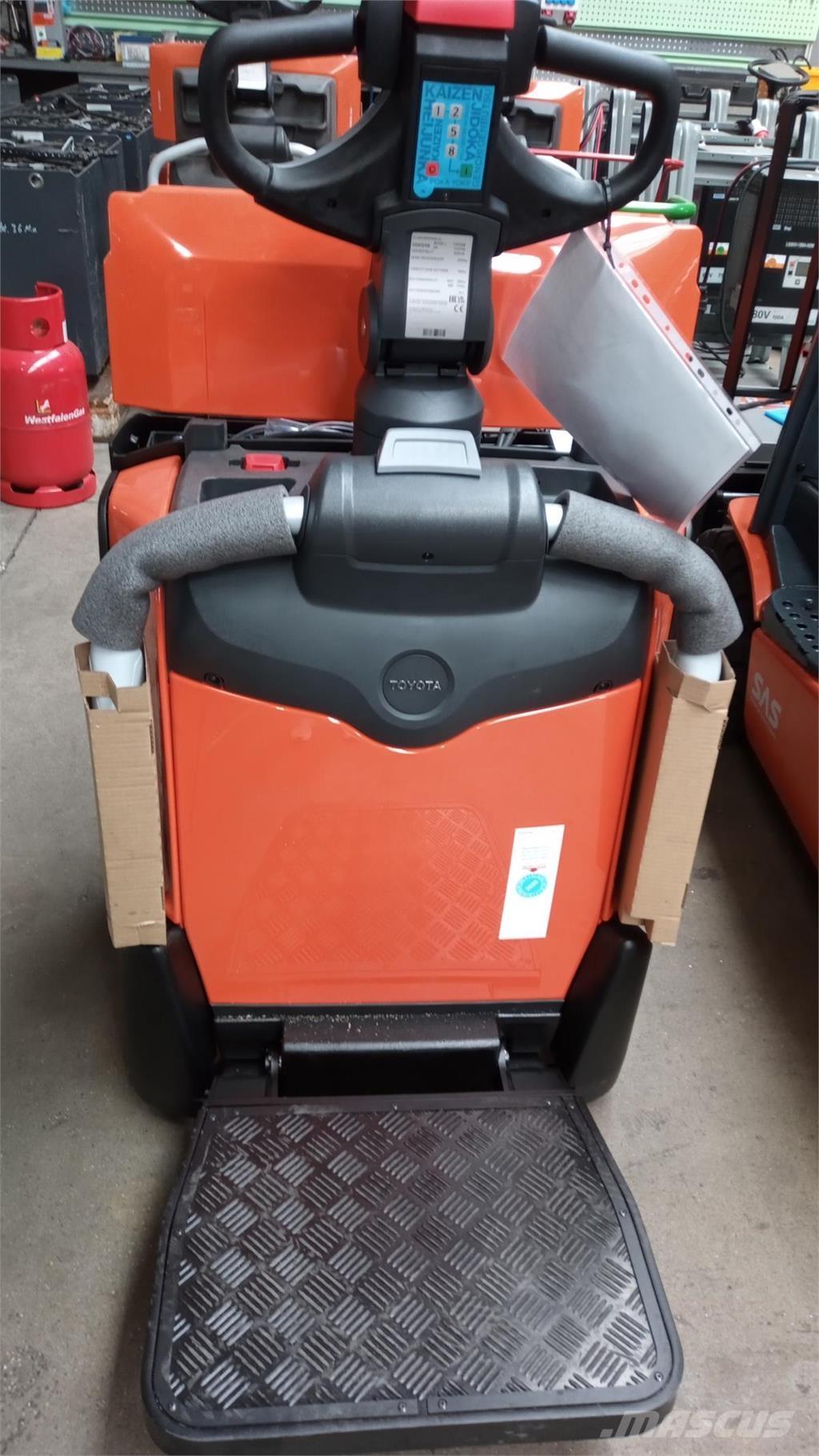 Toyota LPE200B Stapelaar meeloop