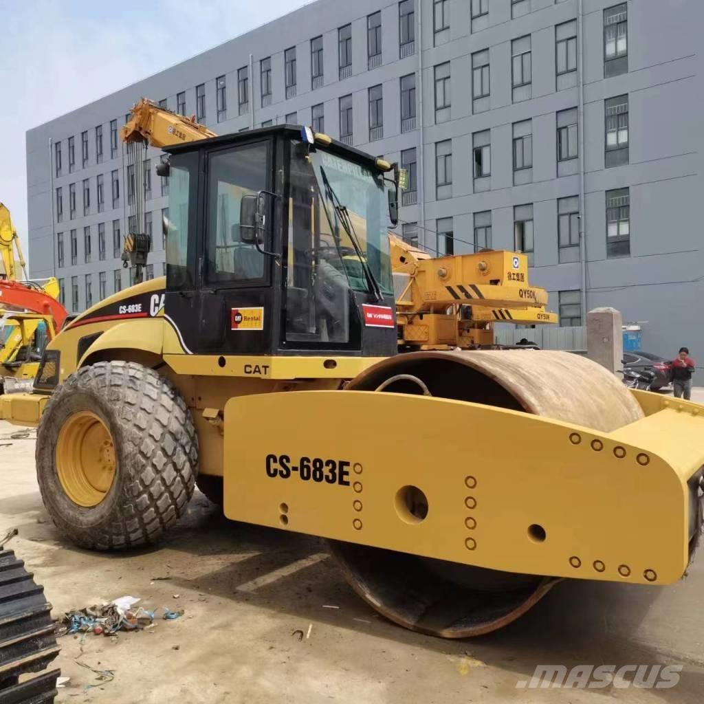 CAT CS 683 E Trilrolwalsen