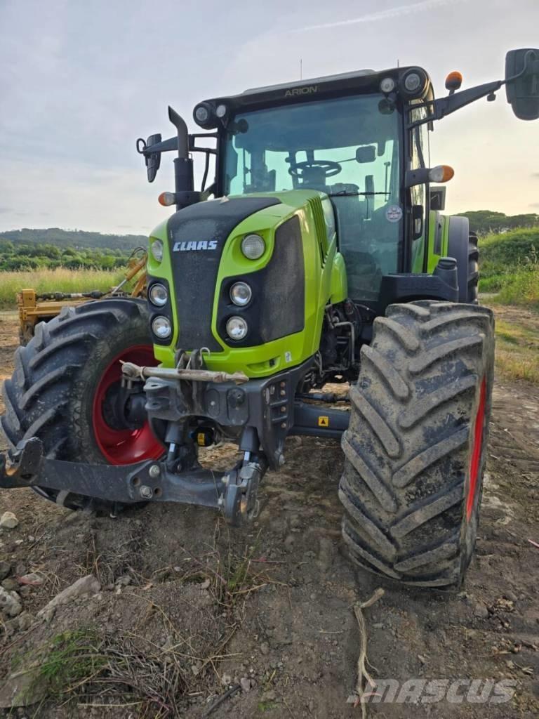 CLAAS Arion 460 Tractoren