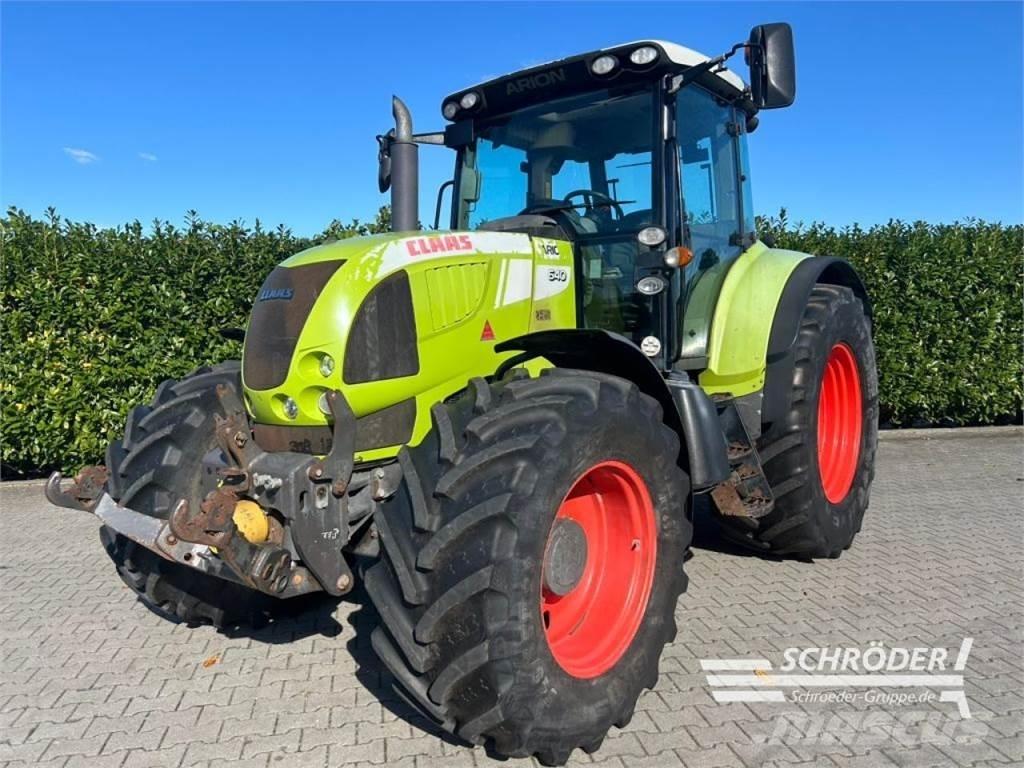 CLAAS ARION 640 Tractoren
