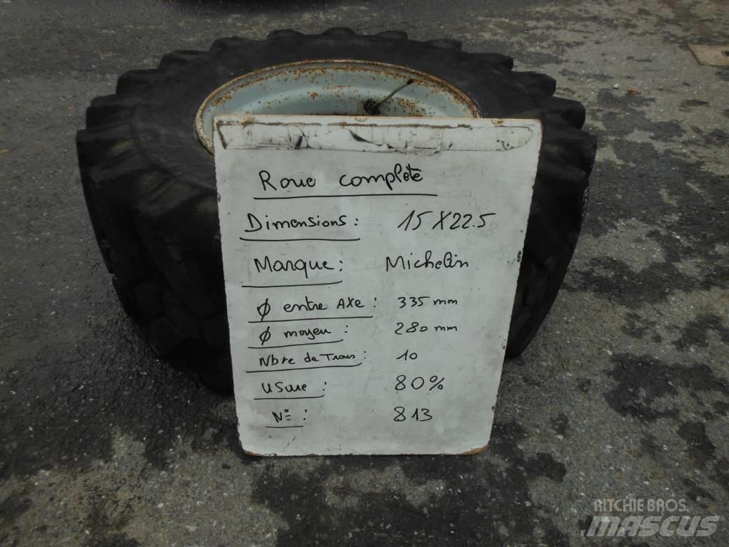 Michelin 15R22.5 Banden, wielen en velgen
