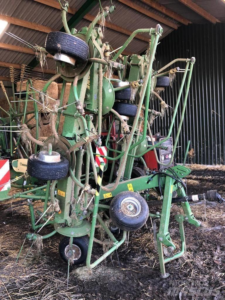Krone 8.82/8 Tedder Schudders