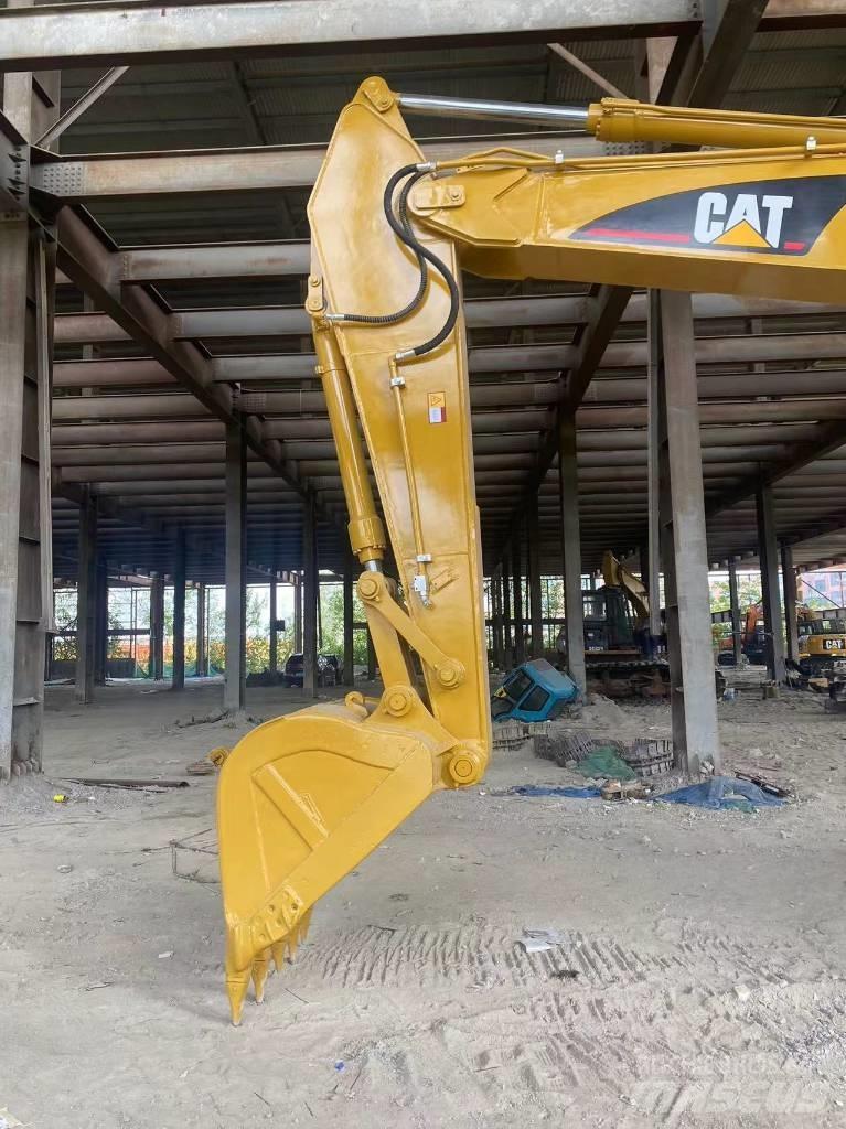 CAT 320 C Rupsgraafmachines