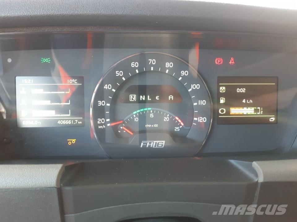 Volvo FH750 Trekkers