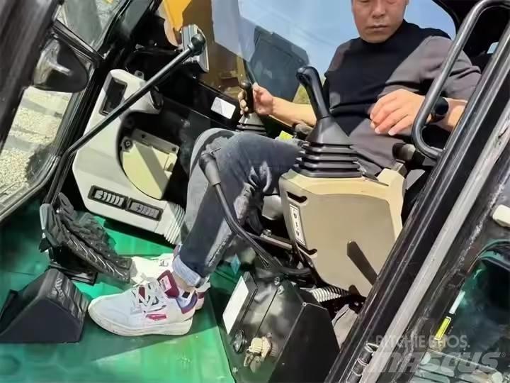 CAT 307 Rupsgraafmachines