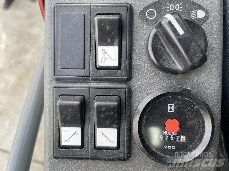 Volvo EW 140 B Wielgraafmachines