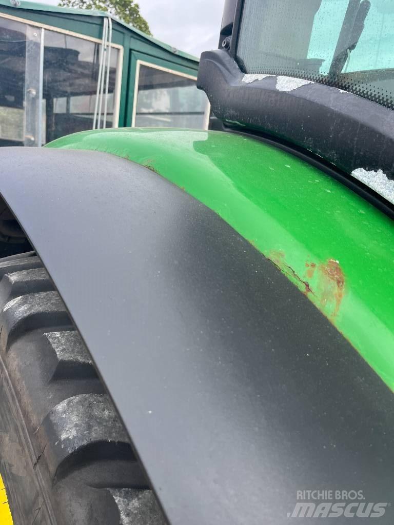 John Deere 6105 R Tractoren