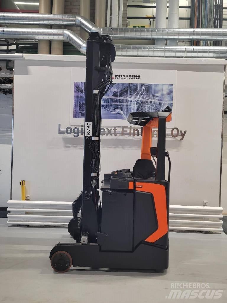Rocla HXF16 Reachtruck voor hoog niveau