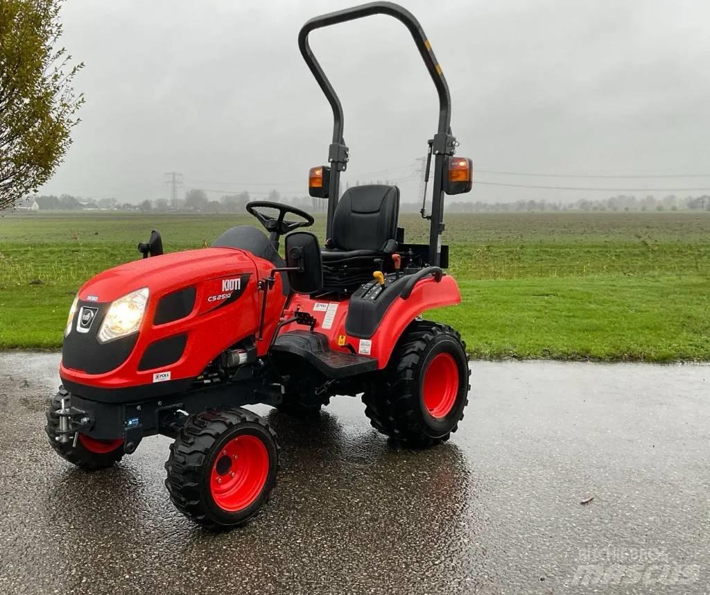 Kioti CS2510 Tractoren