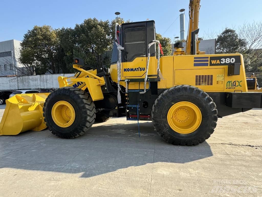 Komatsu WA380-6 Wielladers
