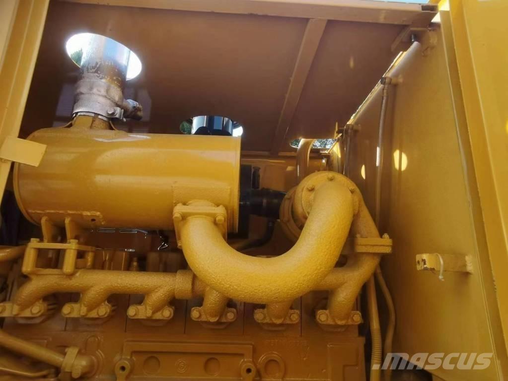 CAT 140H Graders