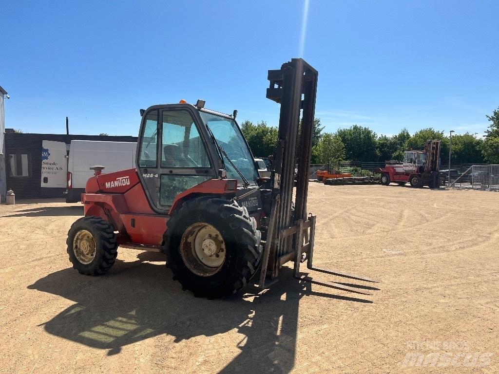 Manitou M 26.4 Vorkheftruck voor zwaar terrein