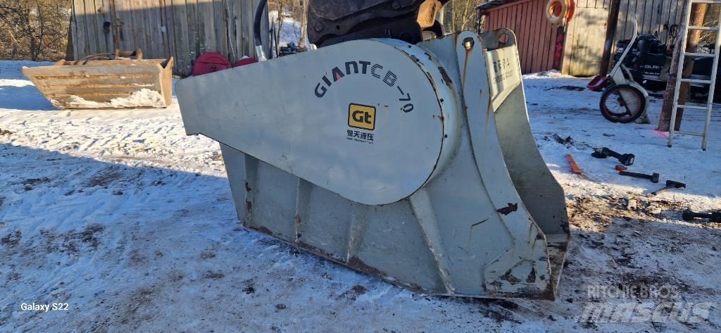 GiANT CB-70 Vergruisbakken