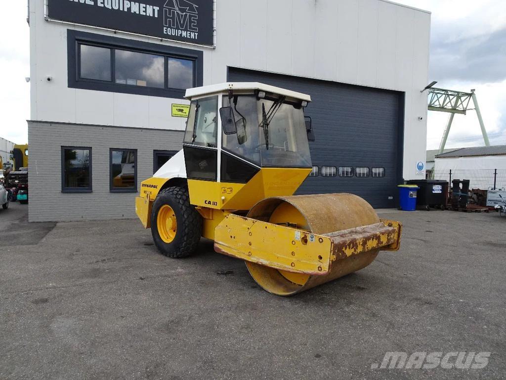 Dynapac CA152D Bandenwalsen