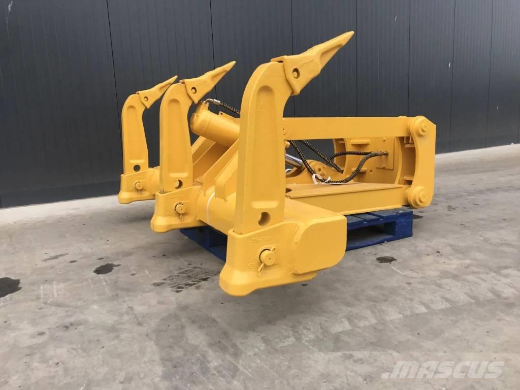 Komatsu D61 Wegopbrekers