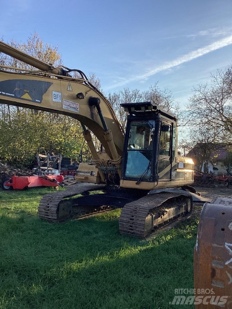 CAT 322 B Rupsgraafmachines