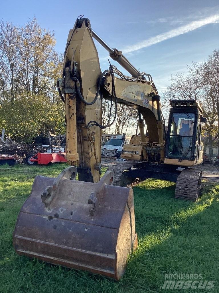 CAT 322 B Rupsgraafmachines