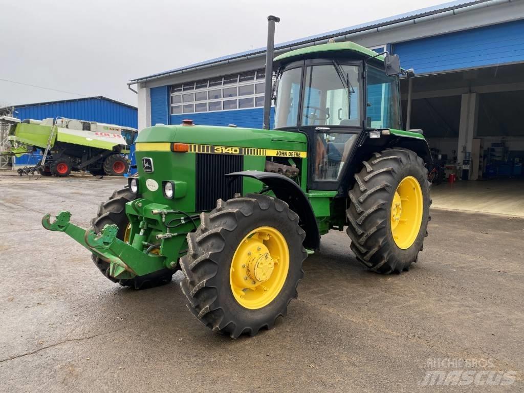 John Deere 3140 Tractoren