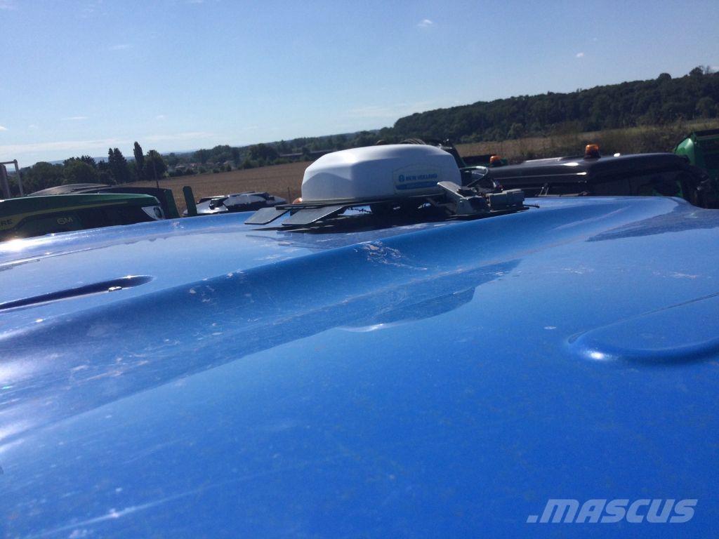 New Holland T7.225 Tractoren