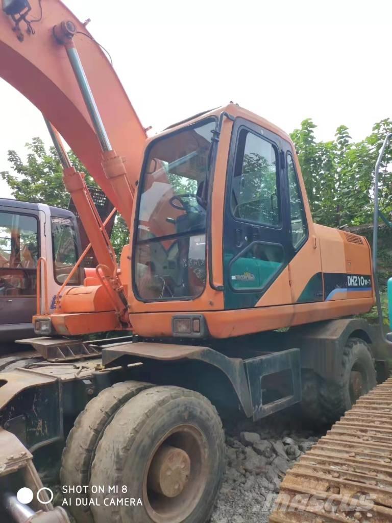 Doosan DH210W-7 Wielgraafmachines