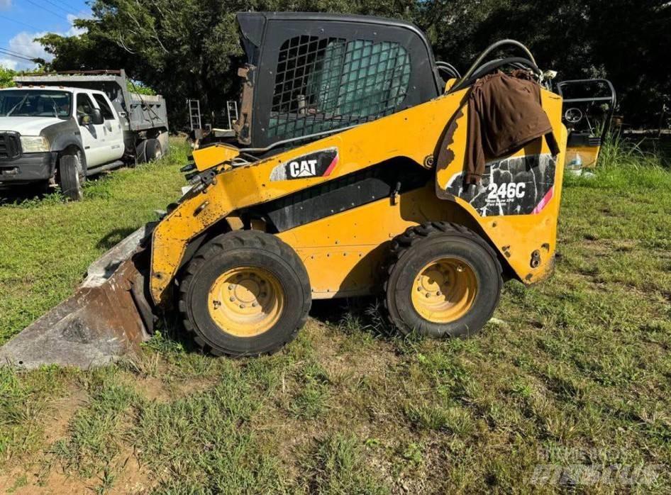 CAT 248C Schrankladers