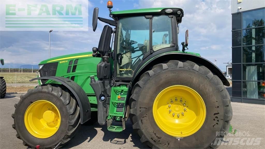 John Deere 6250R Tractoren