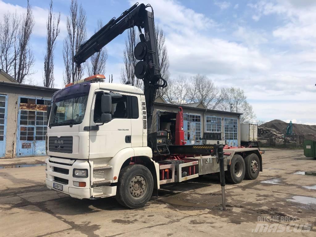 MAN 26.413 Containertrucks met kabelsysteem