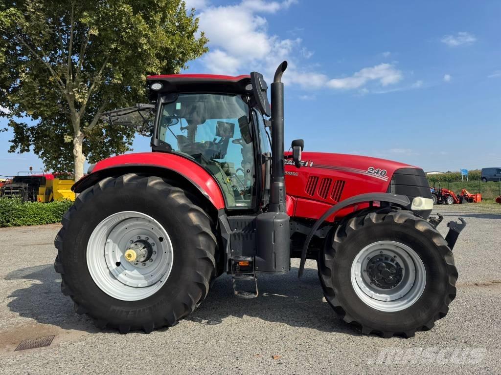 Case IH Puma 240 CVX Tractoren
