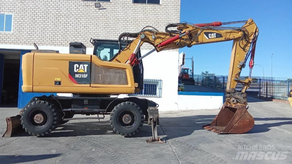 CAT M318F Wielgraafmachines