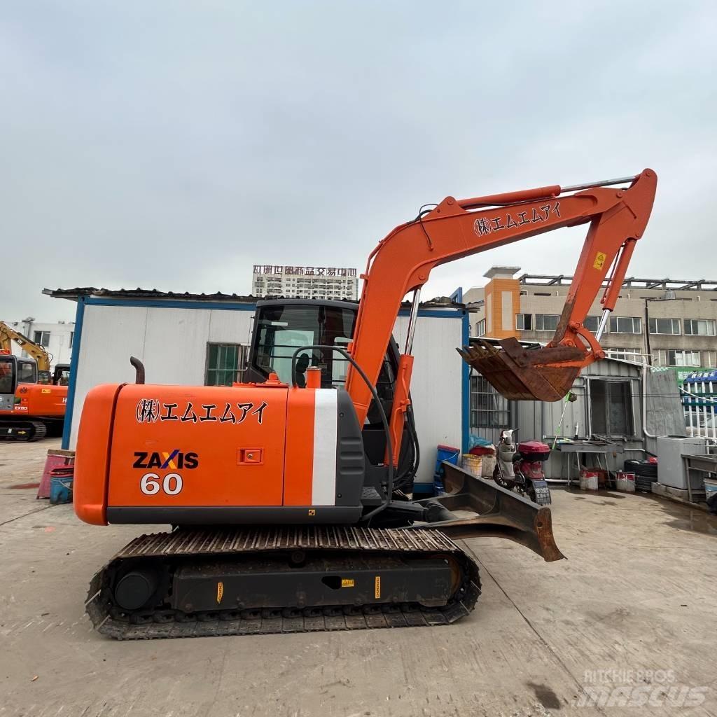Hitachi ZX 60 Rupsgraafmachines