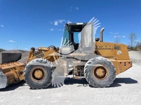 CASE 621B Wielladers