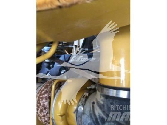 CAT 775F Knik dumptrucks