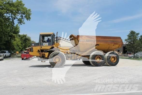 CAT D350E Knik dumptrucks