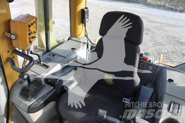 CAT D6N XL Rupsdozers